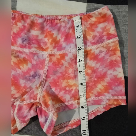 Fleo Geometric Print Athletic Shorts - Picture 3 of 5